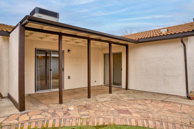 904 W Union Ave, Modesto, CA 95356