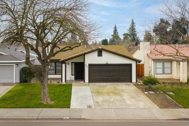 904 W Union Ave, Modesto, CA 95356
