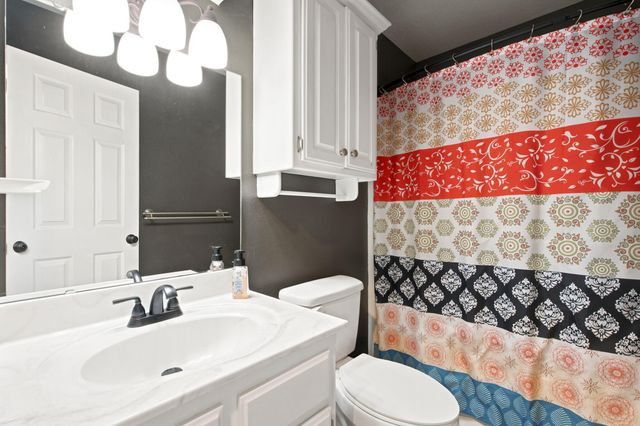 2418 W Crestwood Street, Ozark, MO 65721