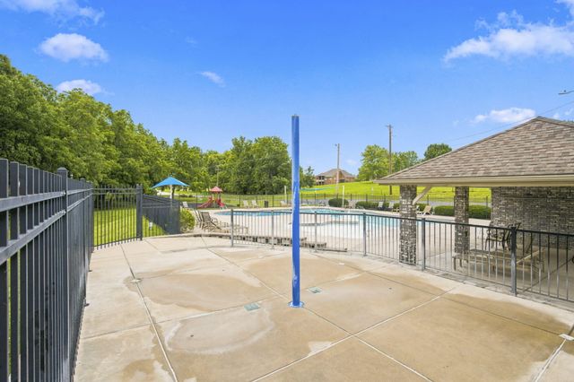 2418 W Crestwood Street, Ozark, MO 65721