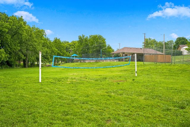 2418 W Crestwood Street, Ozark, MO 65721