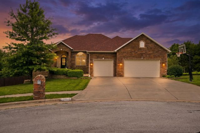 2418 W Crestwood Street, Ozark, MO 65721