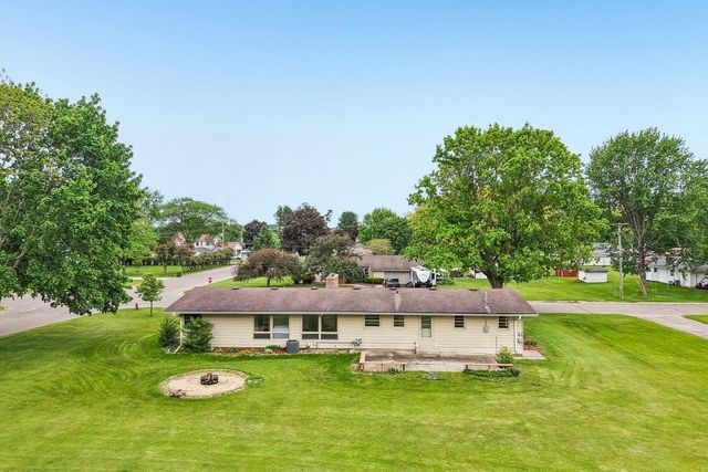 723 Bauer Street, Wisconsin Dells, WI 53965