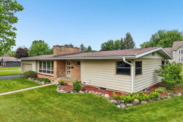 723 Bauer Street, Wisconsin Dells, WI 53965