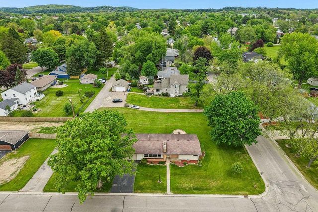 723 Bauer Street, Wisconsin Dells, WI 53965