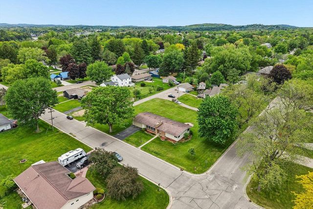 723 Bauer Street, Wisconsin Dells, WI 53965