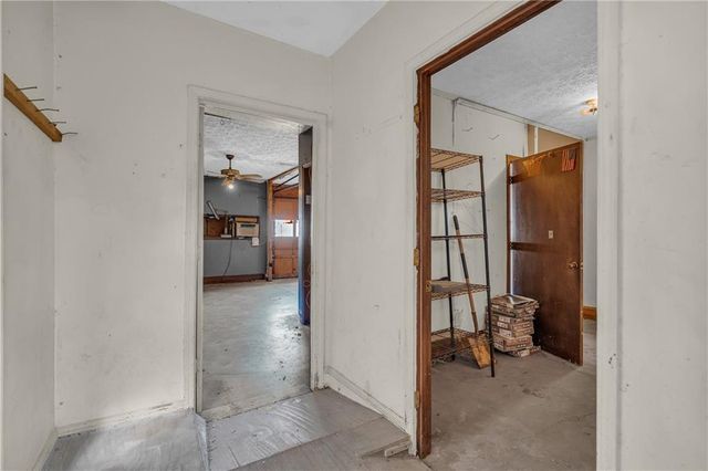 1999 Sewing Circle, Lithonia, GA 30058