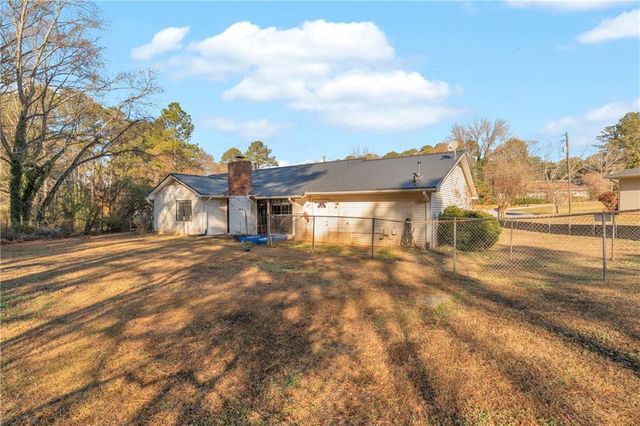 1999 Sewing Circle, Lithonia, GA 30058