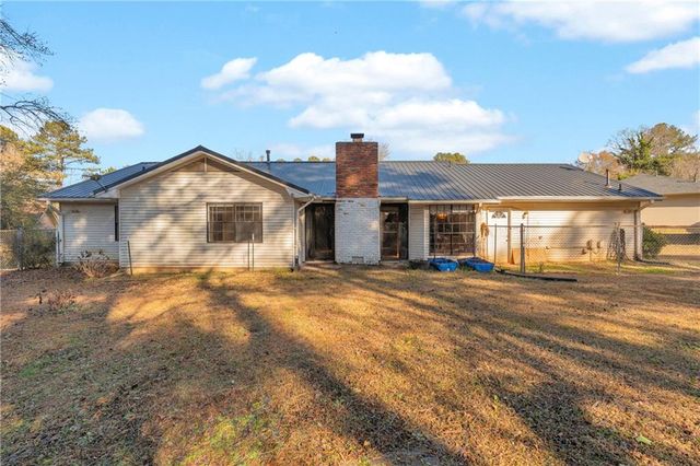 1999 Sewing Circle, Lithonia, GA 30058