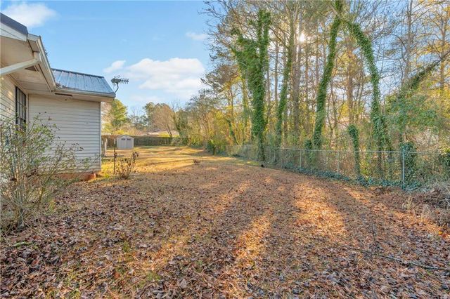 1999 Sewing Circle, Lithonia, GA 30058