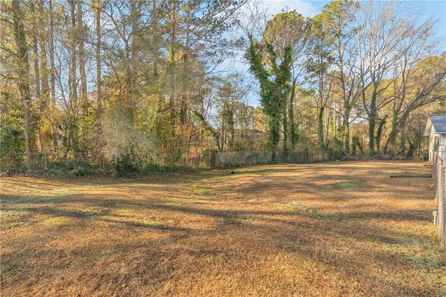 1999 Sewing Circle, Lithonia, GA 30058