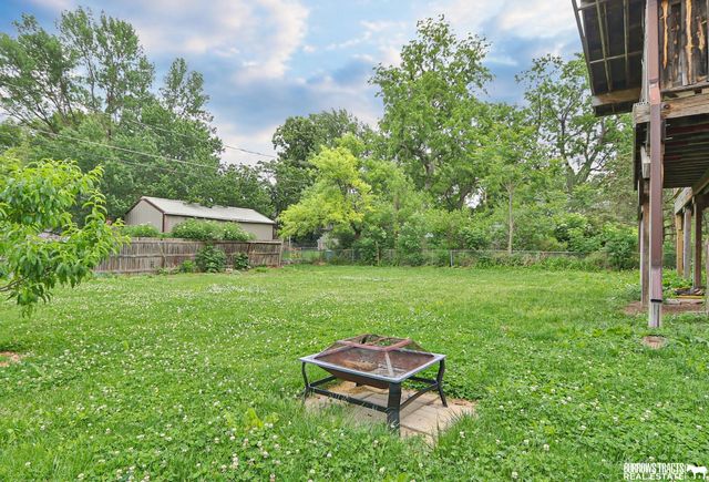 6224 Walker Avenue, Lincoln, NE 68507