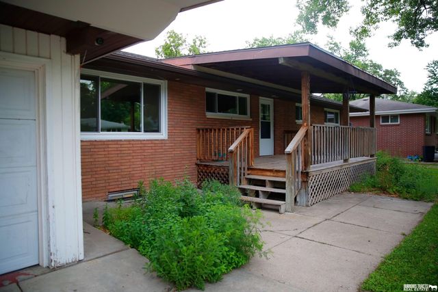6224 Walker Avenue, Lincoln, NE 68507