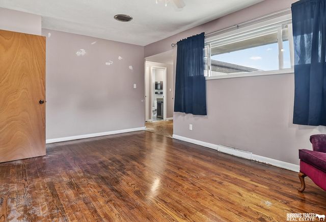 6224 Walker Avenue, Lincoln, NE 68507