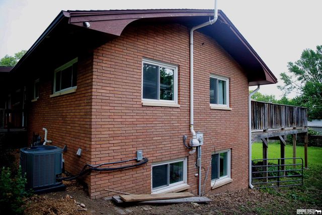 6224 Walker Avenue, Lincoln, NE 68507