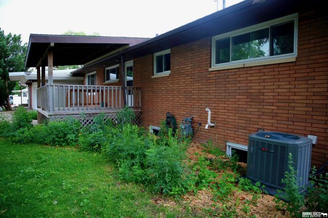 6224 Walker Avenue, Lincoln, NE 68507