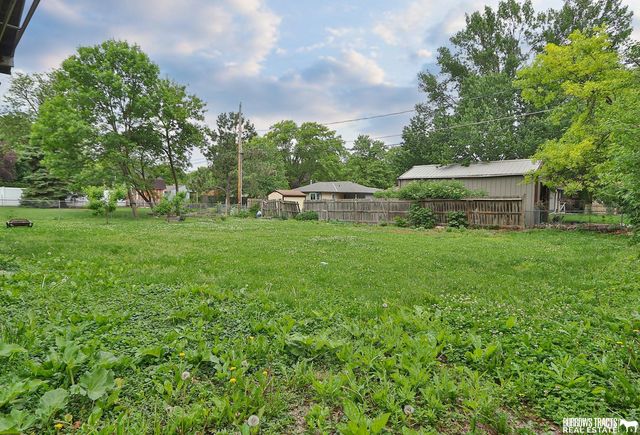 6224 Walker Avenue, Lincoln, NE 68507
