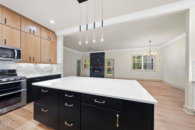 352 Anneliis Lane, Siler City, NC 27344