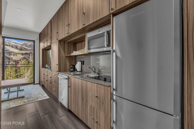 2670 W Canyons Resort Drive 412, Park City, UT 84098