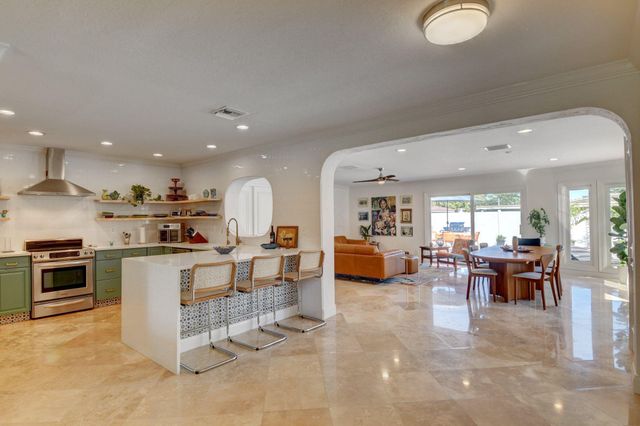 251 NE 2nd Circle, Boca Raton, FL 33431