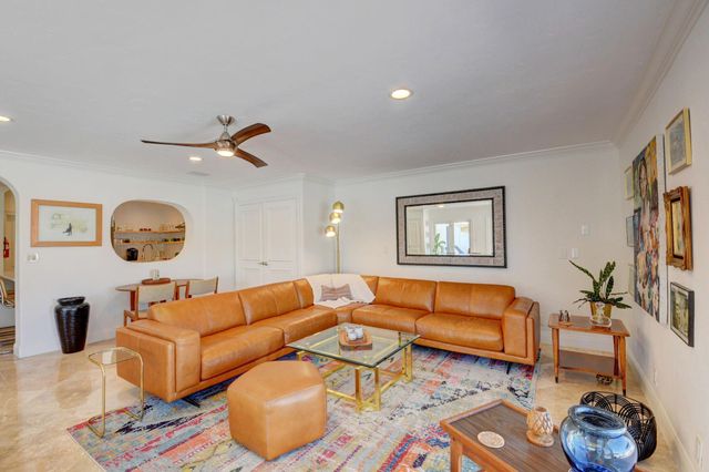 251 NE 2nd Circle, Boca Raton, FL 33431