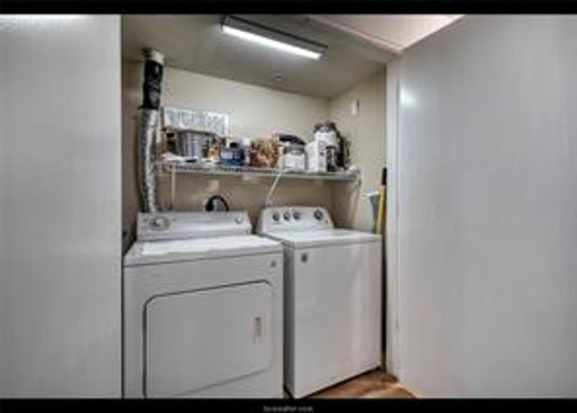 519 Southwest Parkway 103, College Station, TX 77840