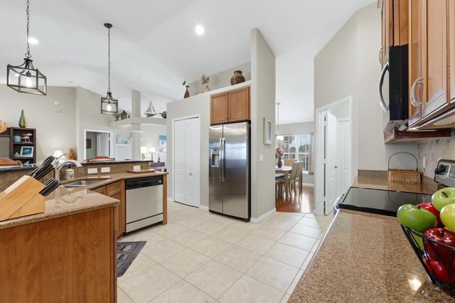 827 ROTONDA CIRCLE, Rotonda West, FL 33947