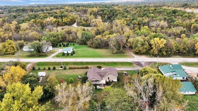 2575 58th St Lot 1, Vinton, IA 52349