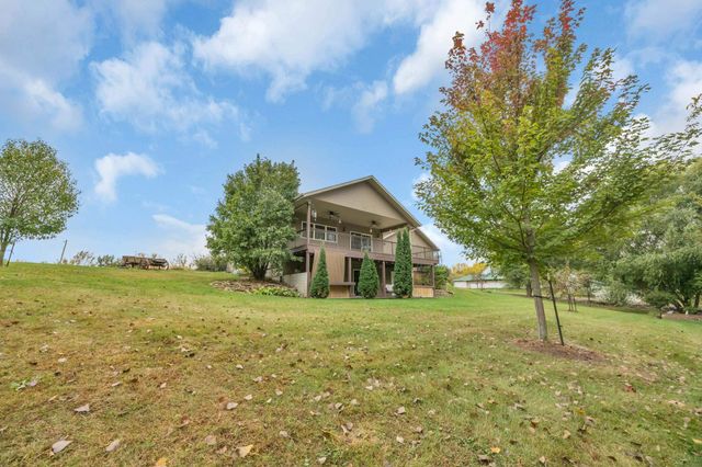 2575 58th St Lot 1, Vinton, IA 52349