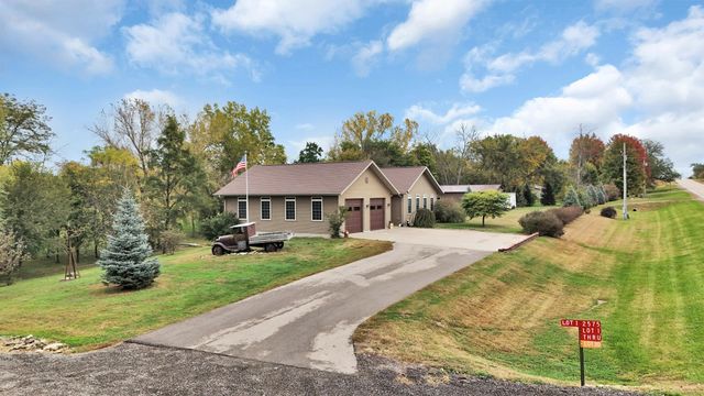 2575 58th St Lot 1, Vinton, IA 52349