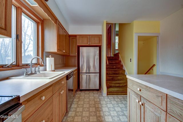 968 New Scotland Road, Albany, NY 12208