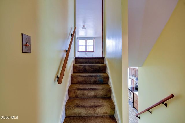 968 New Scotland Road, Albany, NY 12208