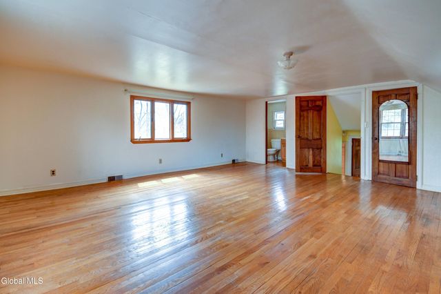 968 New Scotland Road, Albany, NY 12208