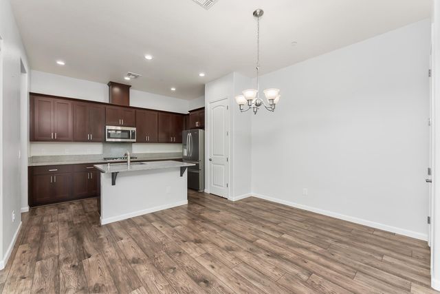 3725 Gulf Of Haifa Ave, Sacramento, CA 95834