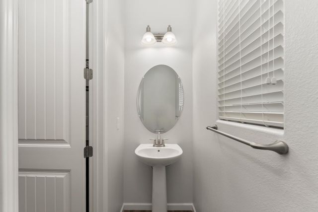 3725 Gulf Of Haifa Ave, Sacramento, CA 95834