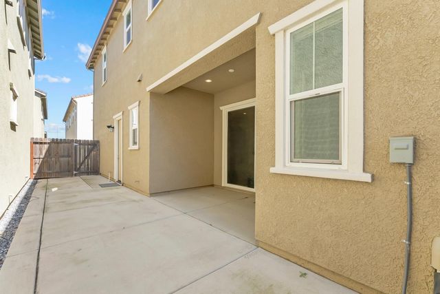 3725 Gulf Of Haifa Ave, Sacramento, CA 95834