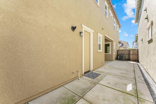 3725 Gulf Of Haifa Ave, Sacramento, CA 95834