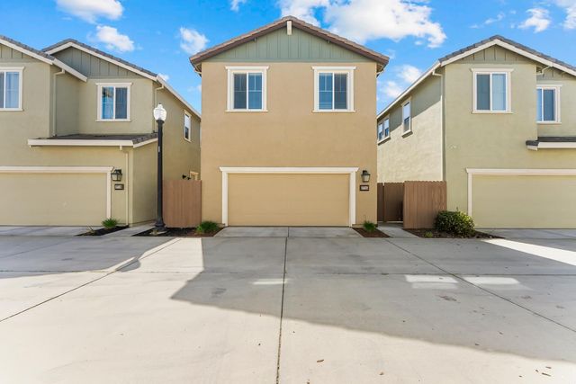 3725 Gulf Of Haifa Ave, Sacramento, CA 95834