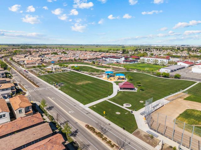 3725 Gulf Of Haifa Ave, Sacramento, CA 95834