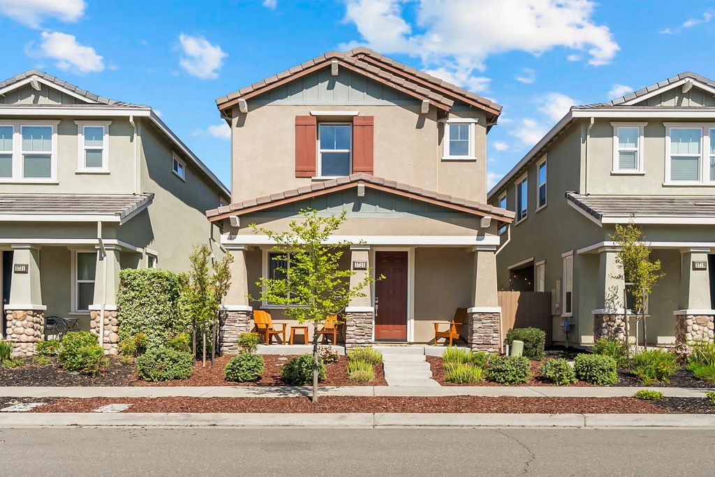 3725 Gulf Of Haifa Ave, Sacramento, CA 95834