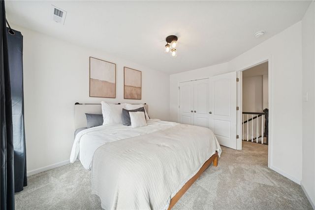 2185 Shawnee Dr, South Strabane, PA 15301