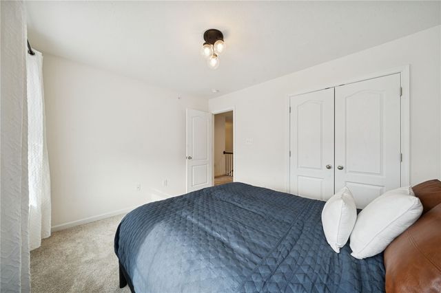 2185 Shawnee Dr, South Strabane, PA 15301