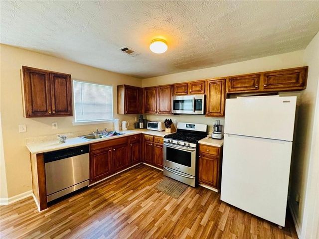 225 Hazelhurst Drive, Covington, GA 30016