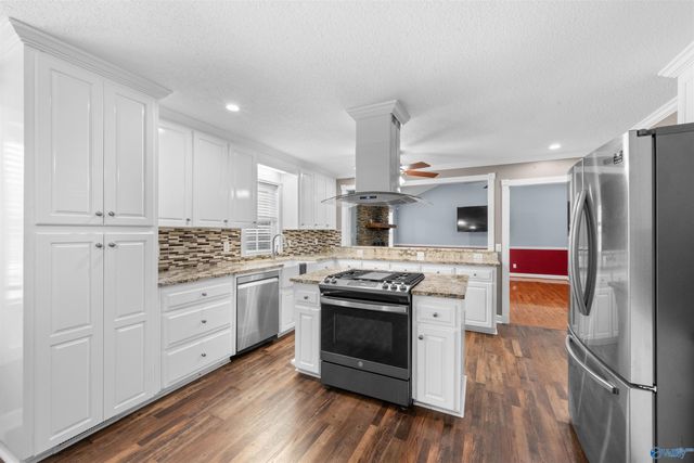 4500 Crystal Point, Southside, AL 35907