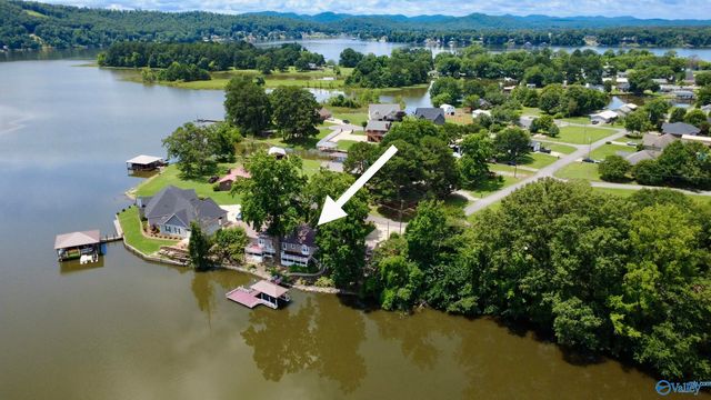 4500 Crystal Point, Southside, AL 35907