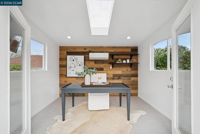 872 Solana Dr, Lafayette, CA 94549