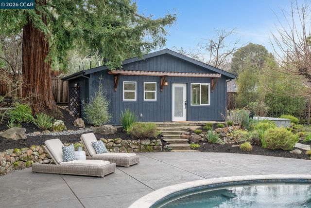 872 Solana Dr, Lafayette, CA 94549