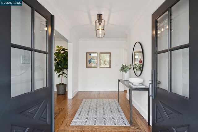 872 Solana Dr, Lafayette, CA 94549