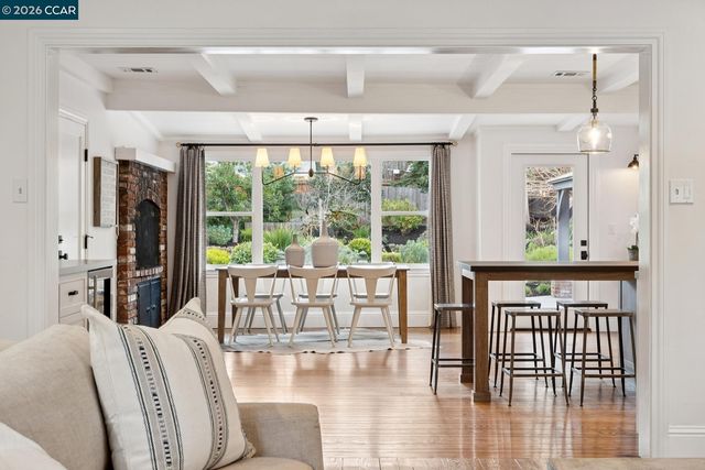 872 Solana Dr, Lafayette, CA 94549