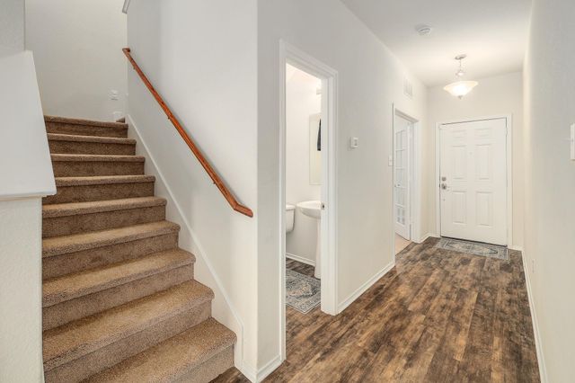 317 Bedford Falls LN, Jarrell, TX 76537